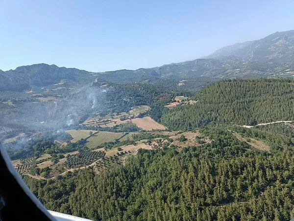 osmaniyede-orman-yangini-evler-tahliye-edildi-1689427573745.jpeg Osmaniye’de orman yangını! 10 saatlik mücadelenin altından kontrol altına alındı-3