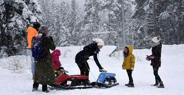22 aralik carsamba karabuk okullar tatil mi yarin karabuk te okullar tatil mi edildi karabuk valiligi aciklamasi takvim