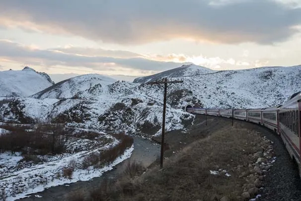Karsrail'e rakip geldi-3