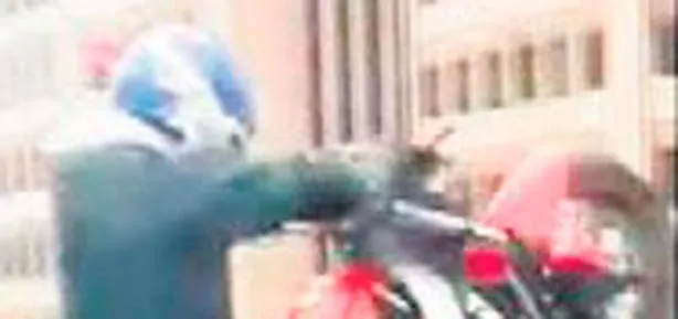 Ölüme meydan okudu