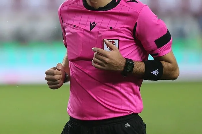 tff-baskani-mehmet-buyukeksi-ile-gorusen-hakemler-maca-cikma-karari-aldi-1702678847794.jpeg