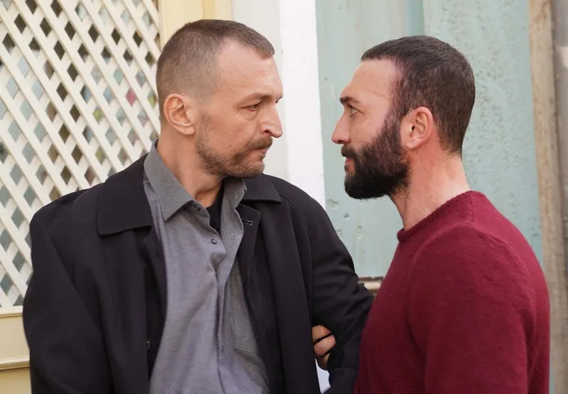 ates-kuslari-49-bolumde-heyecan-dorukta-gulayse-hamile-1711701062779.jpg Ateş Kuşları 49. bölümde heyecan dorukta: Gülayşe hamile!-2