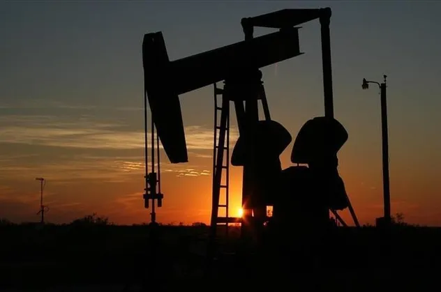 Rusya Ukrayna savaşı küresel piyasaları vurdu! Brent petrolün varil fiyatı Temmuz 2008'den bu yana en yüksek seviyede