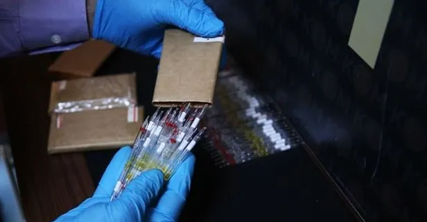 Adana’da 314 tüp kobra yılanı zehri ele geçirildi