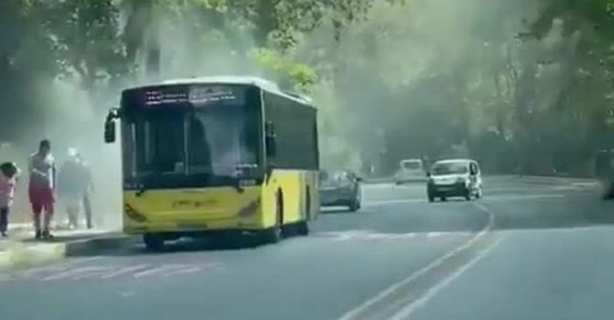 Sarıyer'de İETT’ye ait bir otobüsün motoru alev alev yandı!