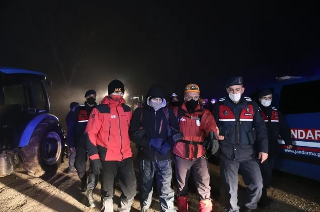 Bayraktar İHA, Uludağ’da kaybolan Danimarka vatandaşı gencin hayatını kurtardı