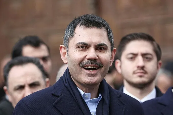 murat-kurumdan-ekrem-imamoglunun-magdur-ettigi-iscilere-mesaj-haksiz-yere-hic-bir-arkadasimizi-isten-atmayacag-1704725465264.jpeg Murat Kurum'dan Ekrem İmamoğlu'nun mağdur ettiği işçilere mesaj: Haksız yere hiç bir arkadaşımızı işten atmayacağız-4