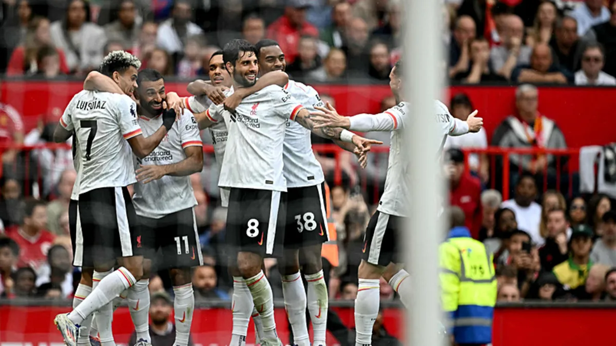 Liverpool Manchester'ı yıktı! Manchester United Liverpool: 0-3 MAÇ SONUCU