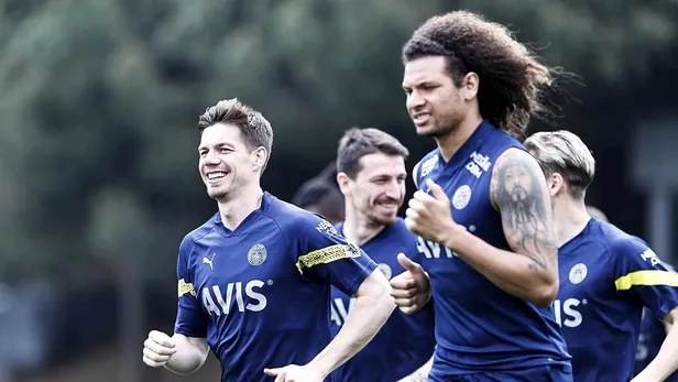 1685464377534.jpeg Fenerbahçe - Antalyaspor MAÇ ÖZETİ! 2-0 mağlup oldu!-4