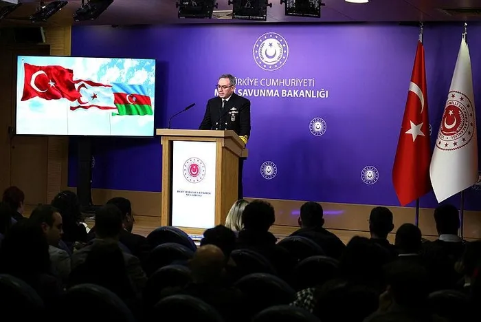 MSB'den haftalık rapor: 36 terörist etkisiz hale getirildi! Görevli personelin akıllı telefon kullanımına sınırlama geliyor: Ciddi tedbirler alınacak-5