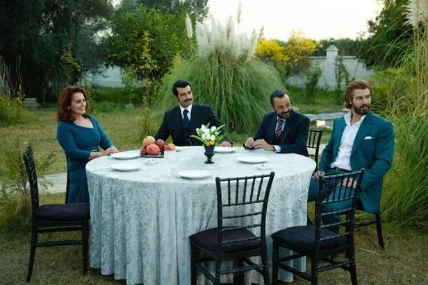 behicenin-servet-plani-bir-zamanlar-cukurova-82-bolum-fragmani-yeni-cagin-ayak-sesleri-duyuluyor-1611924450835.jpg Behice'nin servet planı! Bir Zamanlar Çukurova 82. bölüm fragmanı: Yeni çağın ayak sesleri duyuluyor-8