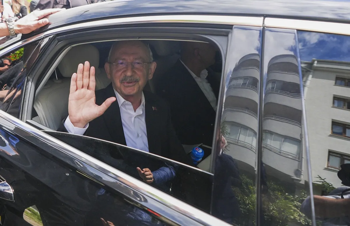 once-tahliye-sonra-bayramlasma-kilicdaroglunun-chp-genel-merkezine-gidecegi-tarih-belli-oldu-1779693987462.jpeg Kılıçdaroğlu bayramın ikinci günü CHP Genel Merkezi'nde olacak | Neden 28 Mayıs?-4
