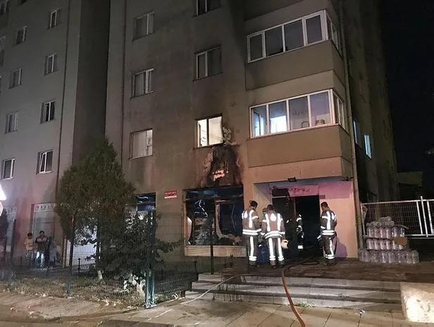 Son dakika: İstanbul Kartal’da gece yarısı yangın paniği-3