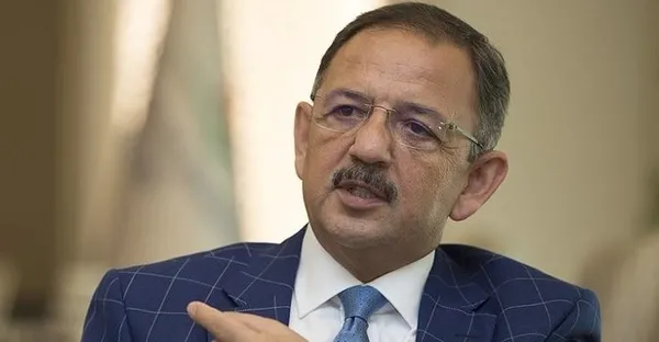 6 Şubat depreminden etkilenen Hatay'da bayram tatilinin ardından iş makinası sesleri yankılanmaya başladı-10