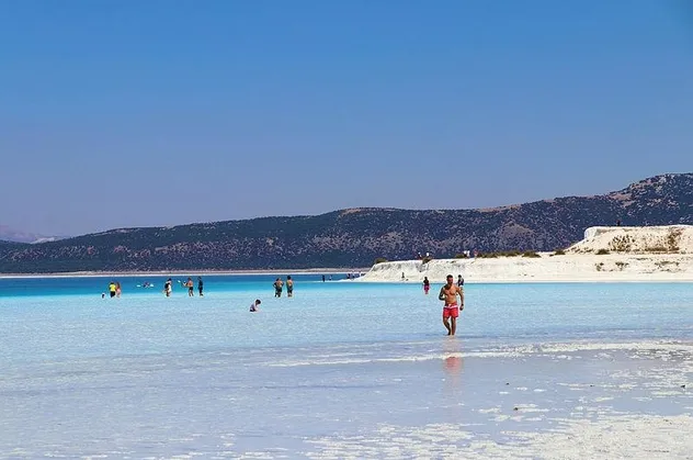 Son dakika: Burdur Valisi Ali Arslantaş açıkladı: Salda Gölü'nde ziyaretçi kısıtlamasına gidilmesi planlanıyor!