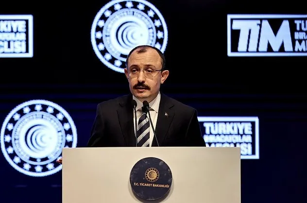 Ticaret Bakanı Muş: Ülkemiz müteahhitlerince üstlenilen projelerin değeri 451,5 milyar dolara yükseldi