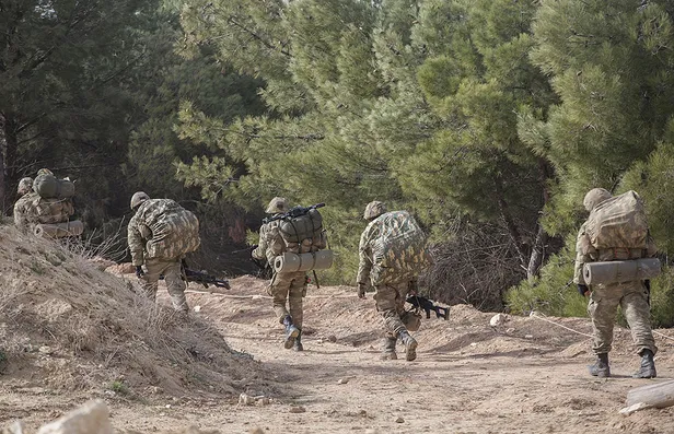 Afrin 9 noktadan çembere alındı! İşte Zeytin Dalı operasyonunda son dakika yaşananlar...-13