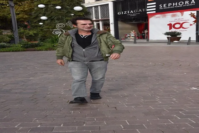 milyar-dolarlik-rekor-1702508975601.jpeg Milyar dolarlık rekor! Taylor Swift adını Guinness Dünya Rekorları Kitabı'na yazdırdı-2