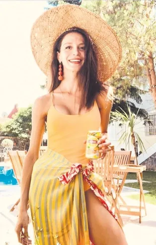 Hepsi'nin solisti Cemre Kemer'den Yunanistan çıkışı: Zevkle gelmeyiz