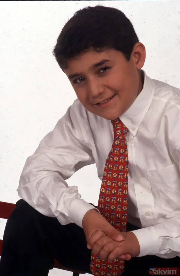 İbrahim Tatlıses'in tahtına adaydı! 90’lı yılların çocuk yıldızı Küçük İbo bakın şimdi ne halde - 5