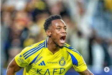 Fenerbahçe'de Jhon Duran kampa katılıyor