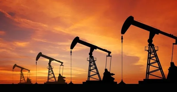 7-ocaktan-bu-yana-en-dusuk-seviye-brent-petrolun-varil-fiyati-80-dolarin-altina-dustu-1670348529725.jpeg 7 Ocak'tan bu yana en düşük seviye! Brent petrolün varil fiyatı 80 doların altına düştü-2