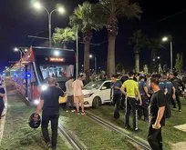 Kontrolden çıkan otomobil tramvaya yoluna daldı