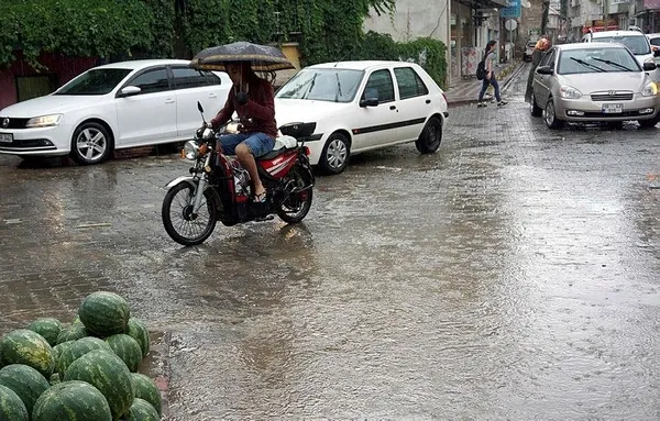Meteoroloji'den İstanbul için sağanak yağış uyarısı-4
