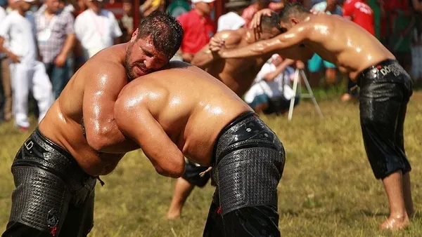 dmax-yayin-akisi-9-10-11-temmuz-kirkpinar-guresleri-canli-yayin-nasil-izlenir-1625821595411.jpg Kırkpınar güreşleri DMAX yayın akışı! 11 Temmuz Pazar Kırkpınar canlı yayın nasıl izlenir?-3