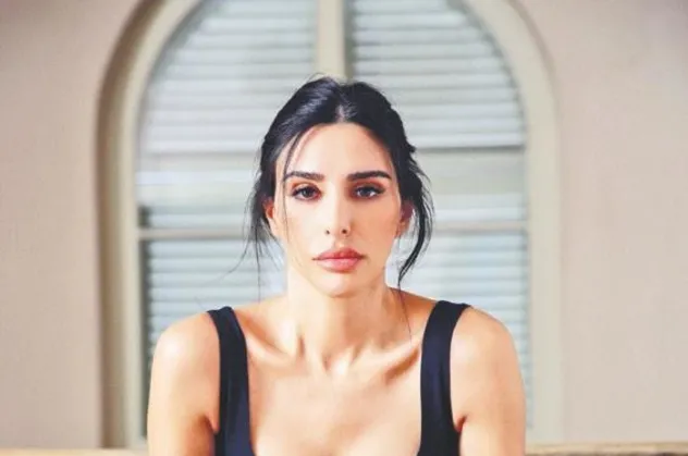 Kara mizah! Aslıhan Doğan Turan, kullandığı siyah tuvalet kağıdının Türkiye’ye geldiğini duyurdu | Saklambaç haberleri