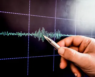 Son dakika: İzmir Çeşmede korkutan deprem! 4 Şubat AFAD son depremler