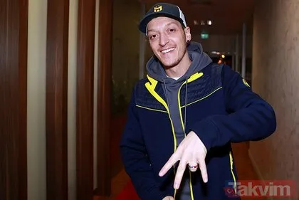 Mesut Özil Fenerbahçe’ye geldi çarşı pazar karıştı! ’Takım tutmuyorum’ açıklaması olay ’İyi bir Galatasaraylı’ açıklaması daha büyük olay
