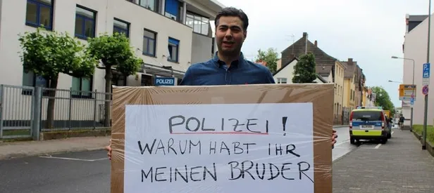 Alman polisinin öldürdüğü Türk için eylem