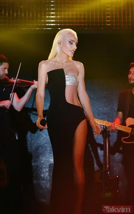 Gülşen sahne kıyafetiyle olay oldu, rezalete uydurduğu kılıfla tepki çekti: "Emzirmektir masum olan senin yaptığın teşhircilik" - 3