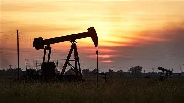 Suudi Arabistan'ın petrol üretimi kesintisini yıl sonuna kadar uzattığı bildirildi-2