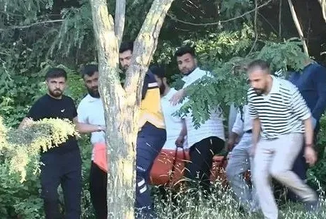 Tem kenarında ceset