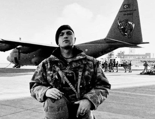 Kahramanlık; saldırıp bir daha dönmemektir