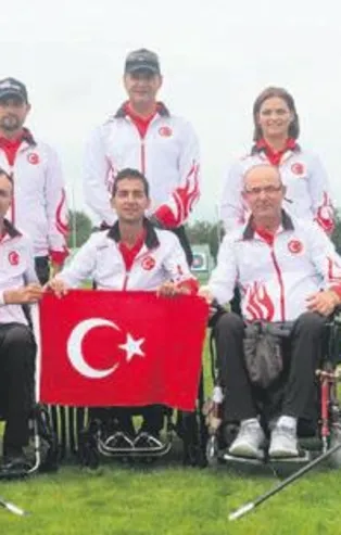 Paralimpik okçulardan iki altın madalya