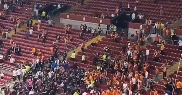 Galatasaray'ın maçı öncesi kavga! PAOK'lu taraftar dışarı çıkarıldı