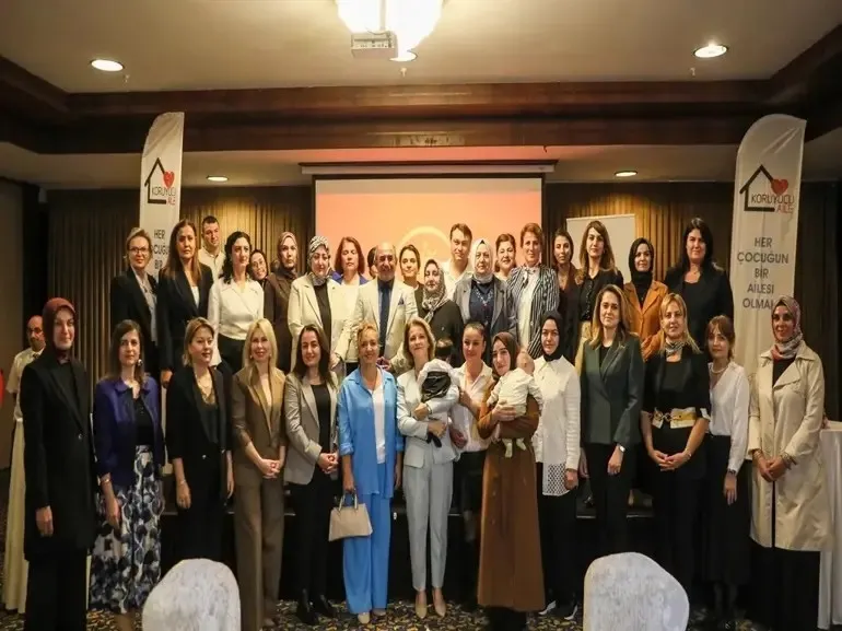 anne-olma-hayali-kuran-17-yillik-evli-mekkiye-bostanci-nakil-oldu-1784411907503.jpeg 17 yıllık evli Mekkiye Bostancı'ya rahim nakli yapıldı, anne olma hayali gerçek oldu-3