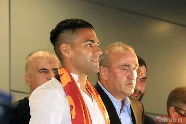 Galatasaray'dan son dakika bombası! Ezeli rakibe büyük çalım! Yıldız futbolcu İstanbul'a geliyor - 7
