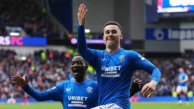 ole-gunnar-solskjaer-besiktasa-ilk-transferini-yapiyor-hedef-iskocya-1737215663634.jpeg Tom Lawrence (Takvim Foto Arşiv)