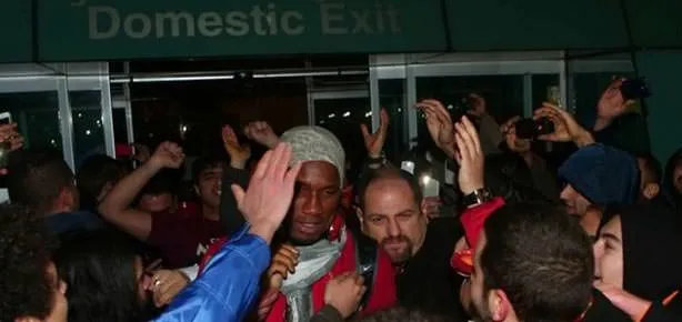 Aslan şampiyon gibi