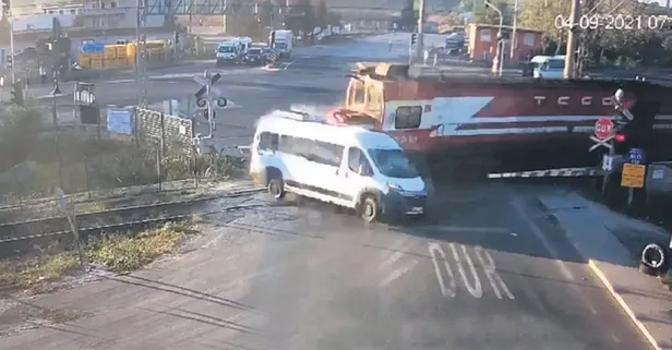 Kaza değil katliam! Ergene’de yük treni minibüse çarptı: 6 ölü