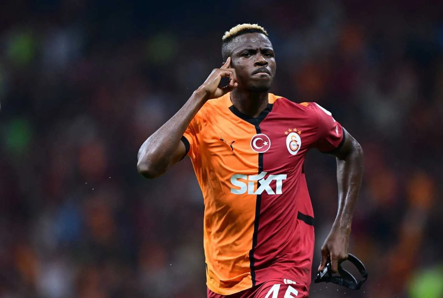 Galatasaray Osimhen için imzayı attı!