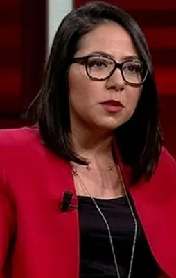 Sera Kadıgil Sütlü CHP'den aday oldu