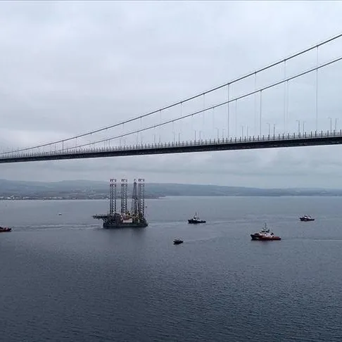 Boğaz gemi geçişlerine açıldı!