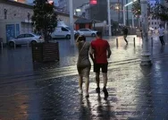 Son dakika: İstanbullular güne yağmurla uyandı