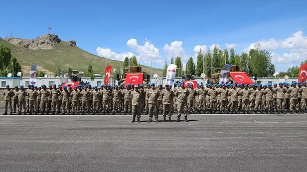 tsk-tayin-yerleri-ne-zaman-aciklanacak-2021-uzman-cavus-astsubay-subay-tayin-tarihleri-aciklandi-mi-1622787154488.jpg TSK tayin yerleri ne zaman açıklanacak? 2021 uzman çavuş, astsubay, subay tayin tarihleri açıklandı mı?-6