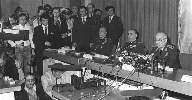 Cumhurbaşkanlığı İletişim Başkanı Fahrettin Altun'dan 12 Eylül paylaşımı